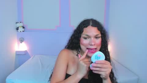 Scarlet Dream online show from March 10, 2025, 2:06 am