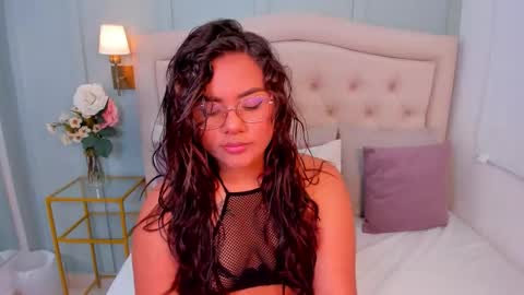 Snapshot of scarlett_rouss_ chatting on September 24, 2025, 9:29 pm Scarlett online show from September 24, 2025, 9:29 pm