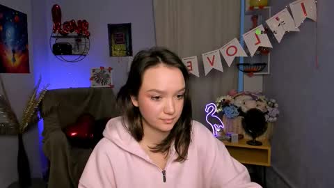 Scarlett online show from February 13, 2026, 7:15 am