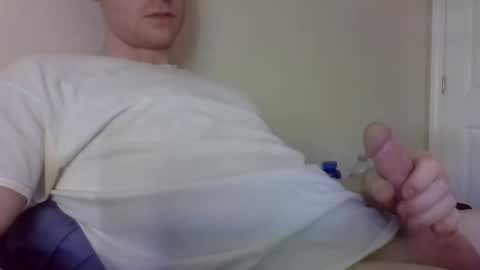 scooter912 online show from November 7, 2025, 6:52 pm