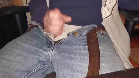 Snapshot of seasideforester chatting on February 25, 2025, 4:24 am Sea online show from February 25, 2025, 4:24 am