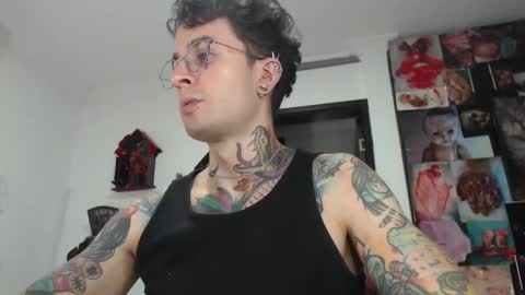 Snapshot of sebasbigdick_ chatting on February 26, 2025, 5:42 am spityio instagram online show from February 26, 2025, 5:42 am