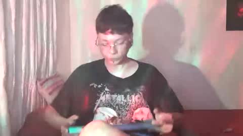 Snapshot of sebasslops chatting on November 21, 2025, 6:39 pm Sebas online show from November 21, 2025, 6:39 pm