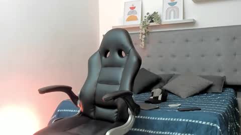 Snapshot of sebastamayo_ chatting on February 2, 2026, 7:18 am SEBAS online show from February 2, 2026, 7:18 am