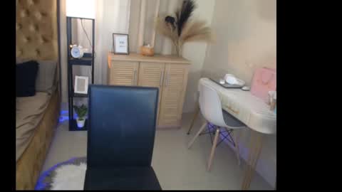 secrets_bae online show from December 10, 2024, 3:22 pm