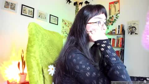 Snapshot of segismunda chatting on February 17, 2026, 11:33 pm Luciana online show from February 17, 2026, 11:33 pm