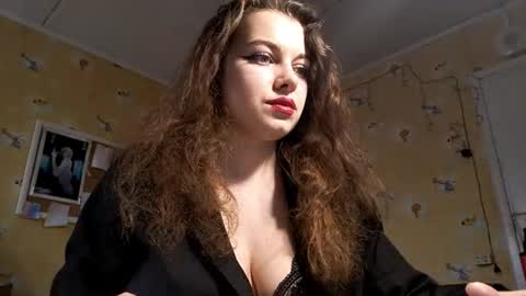 Snapshot of serafinayurick chatting on February 15, 2026, 8:13 am May online show from February 15, 2026, 8:13 am