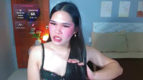 Snapshot of serenastra chatting on February 28, 2026, 2:56 am serenastra online show from February 28, 2026, 2:56 am