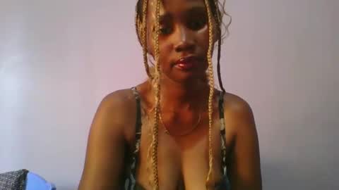 Snapshot of sexie_love chatting on March 4, 2025, 10:57 am Nancy online show from March 4, 2025, 10:57 am