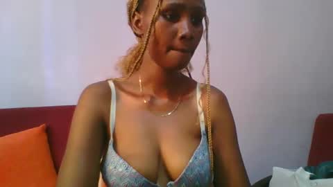 Snapshot of sexie_love chatting on March 6, 2025, 10:52 am Nancy online show from March 6, 2025, 10:52 am