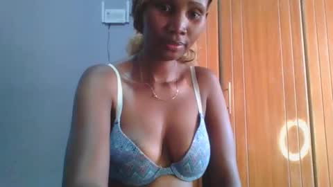Snapshot of sexie_love chatting on March 9, 2025, 11:25 am Nancy online show from March 9, 2025, 11:25 am