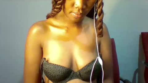 Snapshot of sexie_love chatting on September 21, 2025, 8:10 pm Nancy online show from September 21, 2025, 8:10 pm