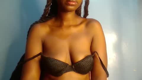 Snapshot of sexie_love chatting on September 29, 2025, 3:22 am Nancy online show from September 29, 2025, 3:22 am