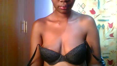 Snapshot of sexie_love chatting on November 2, 2025, 2:41 pm Nancy online show from November 2, 2025, 2:41 pm