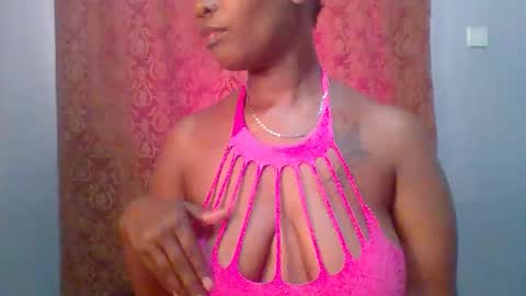 Snapshot of sexie_love chatting on February 4, 2026, 8:20 am Nancy online show from February 4, 2026, 8:20 am