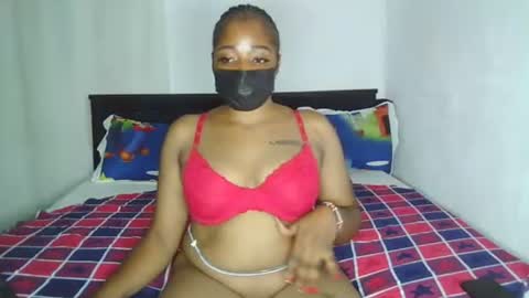 sexxybooty254 online show from February 5, 2026, 2:16 am