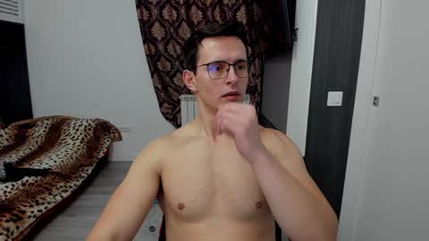 Sexxymuscles4U online show from February 3, 2025, 1:30 pm