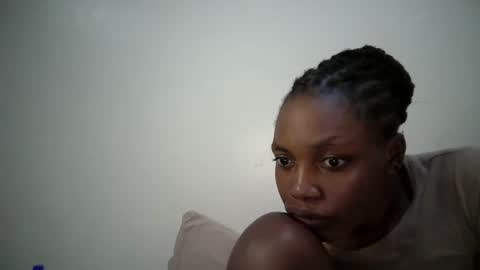 Snapshot of sexy_muna2 chatting on February 16, 2026, 9:00 pm sexy_muna2 online show from February 16, 2026, 9:00 pm