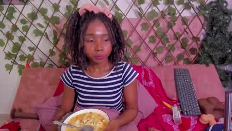 Snapshot of sexybrunnetem chatting on March 1, 2026, 9:50 pm sofia online show from March 1, 2026, 9:50 pm