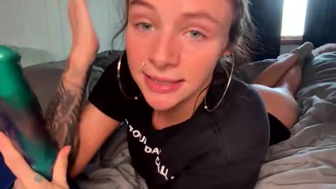 Snapshot of sexychas28 chatting on February 25, 2026, 9:35 pm Chasity online show from February 25, 2026, 9:35 pm