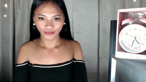 Miss Cheng online show from September 13, 2025, 4:29 pm