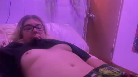 Snapshot of sexyflower21555 chatting on December 10, 2024, 12:39 am sexyflower21555 online show from December 10, 2024, 12:39 am