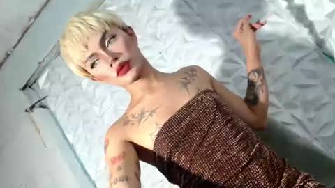 Snapshot of sexyhotbabe18 chatting on February 1, 2026, 11:58 pm sexyhotbabe18 online show from February 1, 2026, 11:58 pm