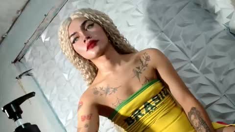 Snapshot of sexyhotbabe18 chatting on March 2, 2026, 3:41 pm sexyhotbabe18 online show from March 2, 2026, 3:41 pm