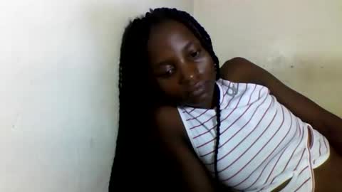 VIVIAN online show from February 14, 2025, 5:30 am