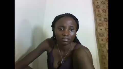 VIVIAN online show from February 15, 2025, 6:01 pm