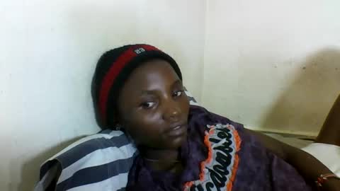 VIVIAN online show from February 25, 2025, 8:58 am