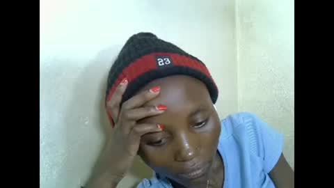 VIVIAN online show from February 28, 2025, 10:41 am