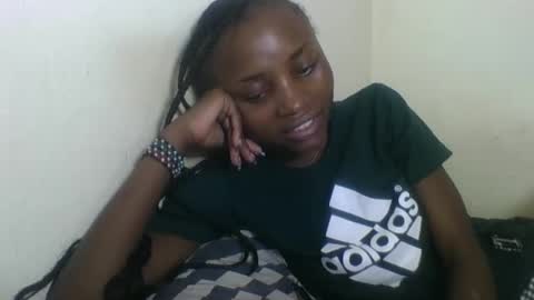 VIVIAN online show from March 11, 2025, 6:21 am