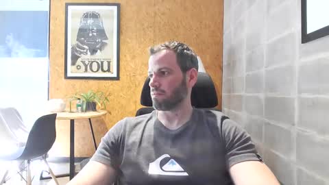 Snapshot of shad0w_hunter chatting on December 26, 2024, 6:54 pm shad0w_hunter online show from December 26, 2024, 6:54 pm