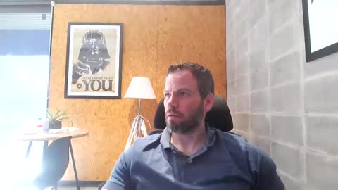 Snapshot of shad0w_hunter chatting on January 31, 2025, 7:40 pm shad0w_hunter online show from January 31, 2025, 7:40 pm