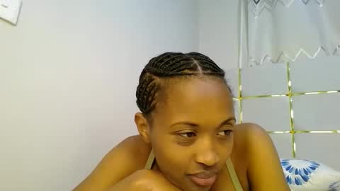 Snapshot of shanizz001 chatting on January 5, 2025, 12:42 am shanizz online show from January 5, 2025, 12:42 am