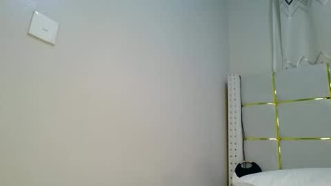 Snapshot of shanizz001 chatting on January 6, 2025, 11:09 pm shanizz online show from January 6, 2025, 11:09 pm