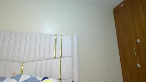 Snapshot of shanizz001 chatting on January 19, 2025, 5:39 pm shanizz online show from January 19, 2025, 5:39 pm