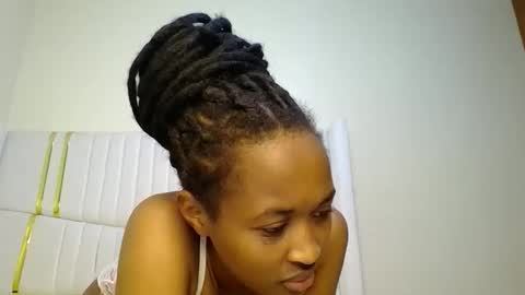 Snapshot of shanizz001 chatting on February 16, 2025, 4:20 am shanizz online show from February 16, 2025, 4:20 am