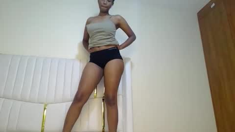 Snapshot of shanizz001 chatting on February 24, 2025, 9:20 pm shanizz online show from February 24, 2025, 9:20 pm