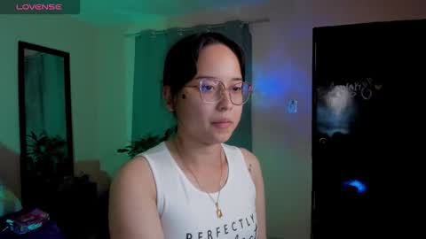 Snapshot of shantalcerezo chatting on February 10, 2026, 8:46 pm Cat-FOLLOWME and we talk IGshantal cerezo online show from February 10, 2026, 8:46 pm