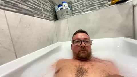 Snapshot of sharksboy16 chatting on December 10, 2024, 6:38 pm Sharksboy online show from December 10, 2024, 6:38 pm