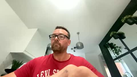 Snapshot of sharksboy16 chatting on October 26, 2025, 6:52 am Sharksboy online show from October 26, 2025, 6:52 am