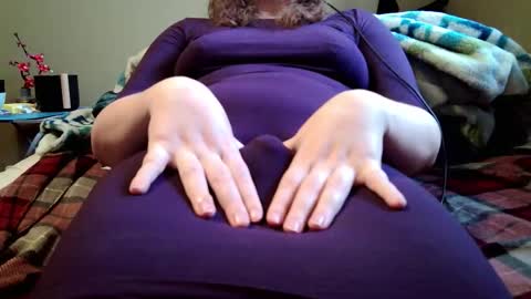 Snapshot of shathara chatting on February 4, 2026, 5:08 pm Shay online show from February 4, 2026, 5:08 pm