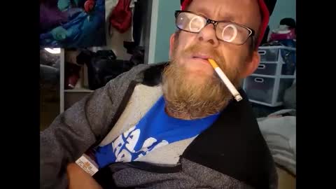 Snapshot of shawn710420 chatting on December 12, 2024, 4:26 am shawn710420 online show from December 12, 2024, 4:26 am