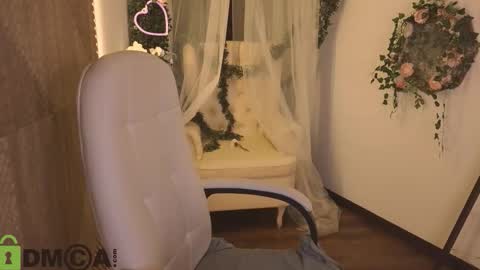 Snapshot of sheilla_queen chatting on February 8, 2026, 1:25 pm sheilla_queen online show from February 8, 2026, 1:25 pm