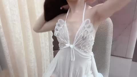 Snapshot of shellysan chatting on November 9, 2025, 2:59 pm Shelly online show from November 9, 2025, 2:59 pm