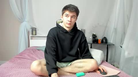 Max online show from January 11, 2026, 10:31 am