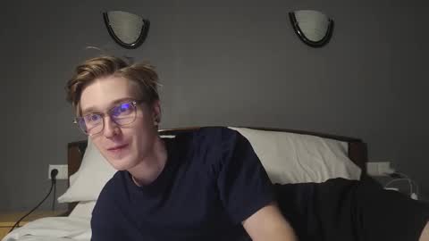 Snapshot of shirizo chatting on February 7, 2026, 8:56 pm Matthew online show from February 7, 2026, 8:56 pm