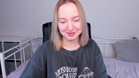 Snapshot of shy_annacutie chatting on February 20, 2025, 7:12 am Anna online show from February 20, 2025, 7:12 am